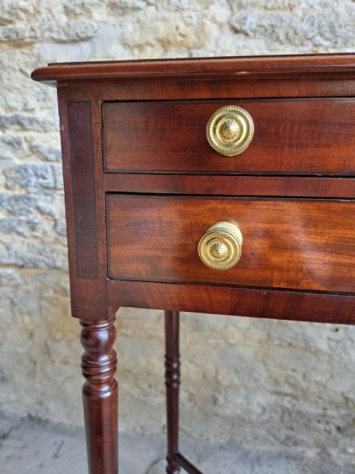 MAHOGANY SIDE TABLE CIRCA 1820 - ADDITIONAL PHOTO 4