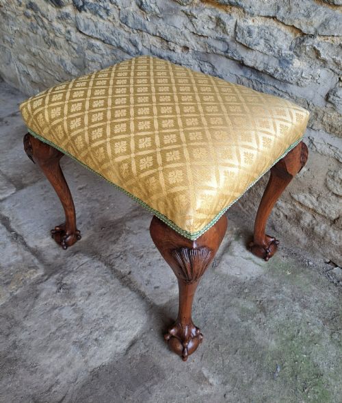 WALNUT STOOL CIRCA 1880 - ADDITIONAL PHOTO 6