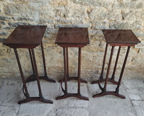 nest of three mahogany tables - CATEGORY: ANTIQUE TABLES - DATED EDWARDIAN