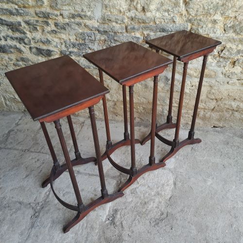 NEST OF THREE MAHOGANY TABLES - ADDITIONAL PHOTO 2