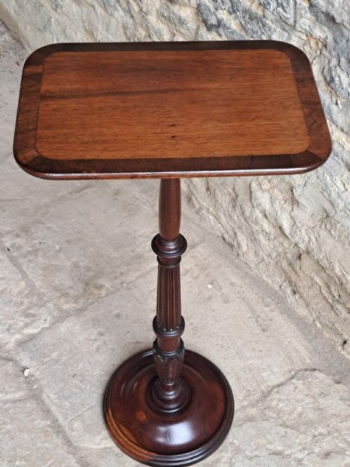 mahogany and rosewood wine table circa 1830 - CATEGORY: ANTIQUE TABLES - DATED GEORGIAN