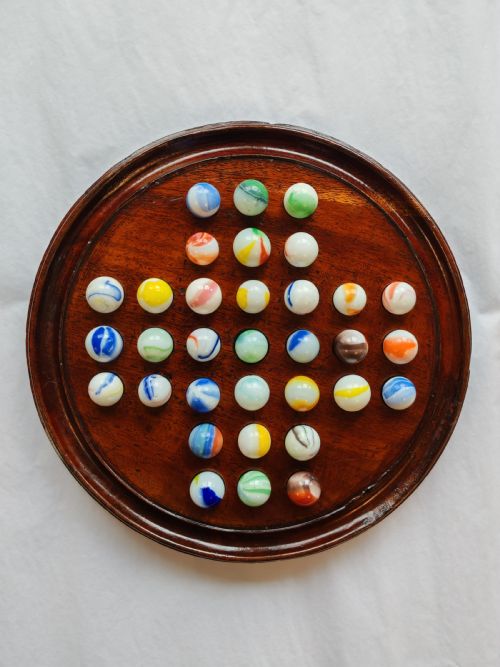 early victorian solitaire game - CATEGORY: ANTIQUE MISCELLANEOUS - DATED VICTORIAN
