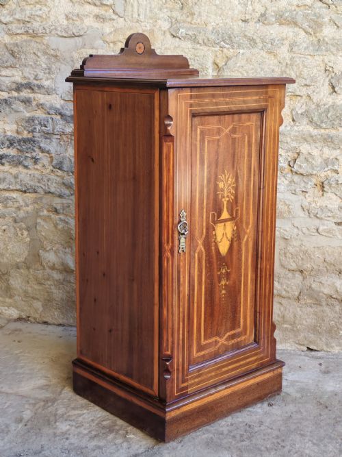 VICTORIAN MAHOGANY AND MARQUETRY BEDSIDE CABINET - ADDITIONAL PHOTO 1