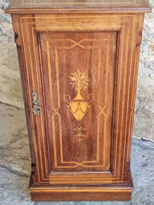 VICTORIAN MAHOGANY AND MARQUETRY BEDSIDE CABINET - ADDITIONAL PHOTO 2