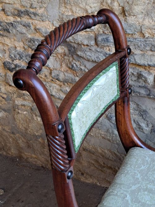 SET OF TEN ROSEWOOD DINING CHAIRS CIRCA 1830 - ADDITIONAL PHOTO 3