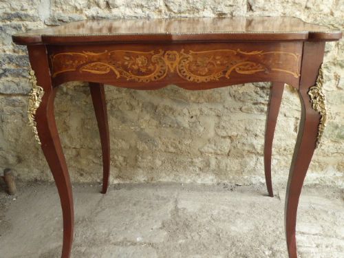 WALNUT AND MARQUETRY SIDE TABLE CIRCA 1870 - ADDITIONAL PHOTO 5