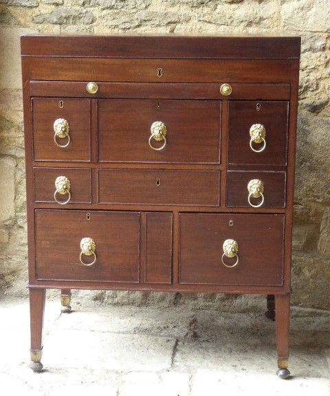 MAHOGANY CAMPAIGN CHEST CIRCA 1780 - ADDITIONAL PHOTO 6