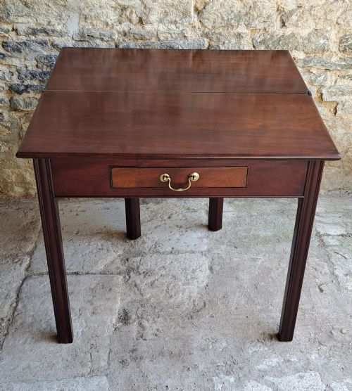 CUBAN MAHOGANY TEA TABLE CIRCA 1770 - ADDITIONAL PHOTO 5
