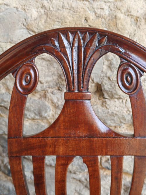 SET OF SIX HEPPLEWHITE DINING CHAIRS CIRCA 1790 - ADDITIONAL PHOTO 5