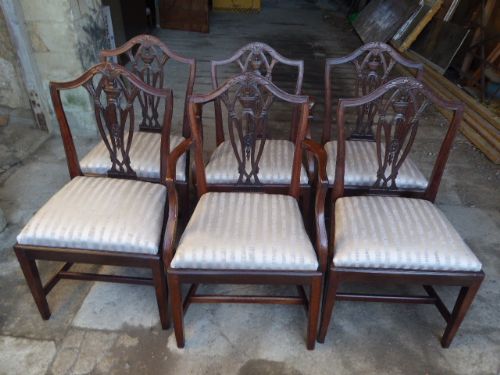 SET OF SIX HEPPLEWHITE CHAIRS CIRCA 1780