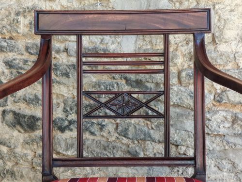 MAHOGANY CARVER CIRCA 1790 - ADDITIONAL PHOTO 4