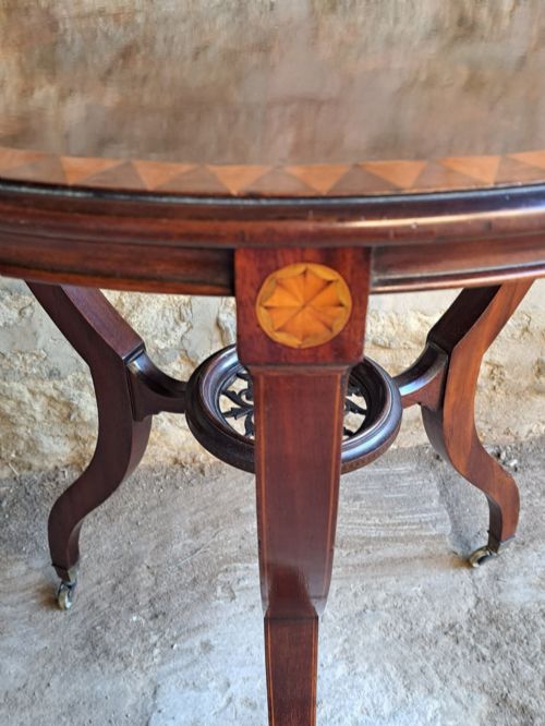 MAHOGANY INLAID OCCASIONAL TABLE - ADDITIONAL PHOTO 4
