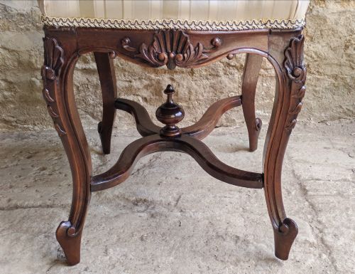 MAHOGANY ROCOCO STYLE STOOL CIRCA 1870 - ADDITIONAL PHOTO 2