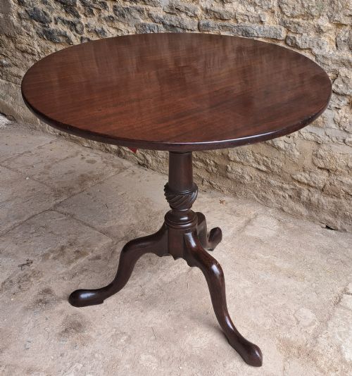 MAHOGANY TILT TOP TRIPOD TABLE CIRCA 1760
