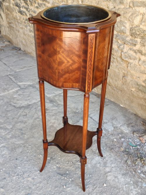 MAHOGANY JARDINIERE STAND CIRCA 1890
