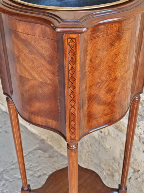 MAHOGANY JARDINIERE STAND CIRCA 1890 - ADDITIONAL PHOTO 3