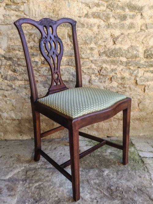 PAIR OF MAHOGANY CHIPPENDALE STYLE CHAIRS CIRCA 1890 - ADDITIONAL PHOTO 1