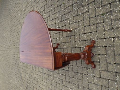 Victorian solid walnut sutherland table circa 1860 View III