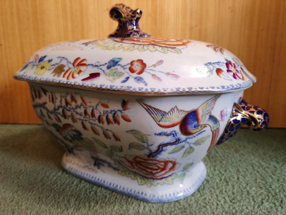 Large Masons  Ironstone tureen circa 1830 View V