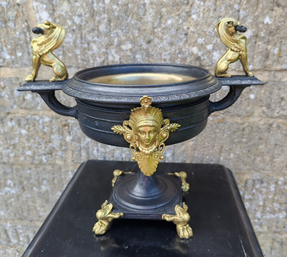 Early Victorian cast iron centre piece