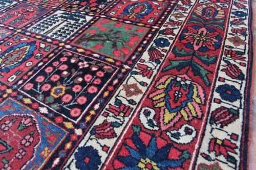 ANTIQUE 'GARDEN' DESIGN BAKTIARI RUG PERSIA - ADDITIONAL PHOTO 9