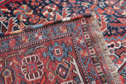 ANTIQUE KHAMSEH 'CHICKEN' RUG SOUTHERN PERSIA - ADDITIONAL PHOTO 6
