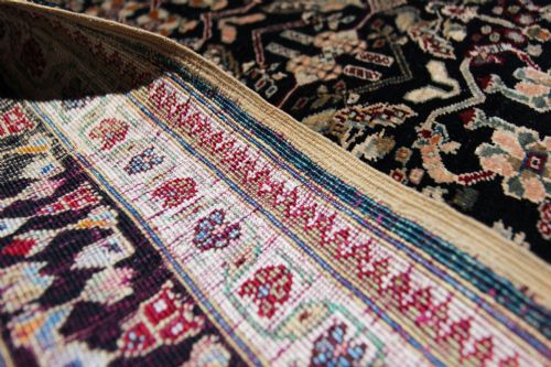 ANTIQUE SILK LAHORE RUG INDIA - ADDITIONAL PHOTO 1
