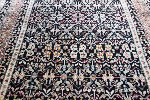 ANTIQUE SILK LAHORE RUG INDIA - ADDITIONAL PHOTO 6