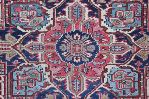 ANTIQUE HERIZ CARPET PERSIAN - ADDITIONAL PHOTO 1