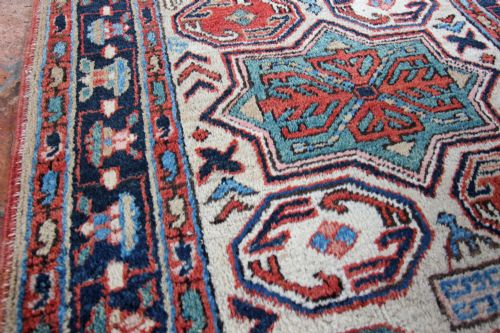 NARROW ANTIQUE HERIZ RUNNER PERSIA - ADDITIONAL PHOTO 1