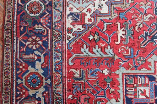 ANTIQUE HERIZ CARPET PERSIAN - ADDITIONAL PHOTO 2