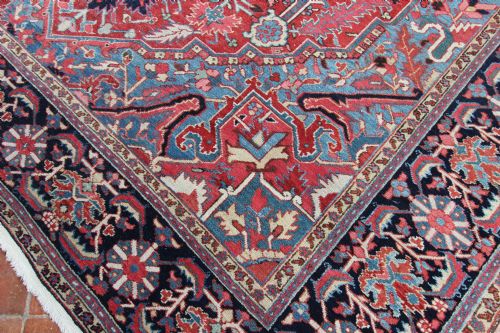 ANTIQUE HERIZ CARPET PERSIAN - ADDITIONAL PHOTO 1