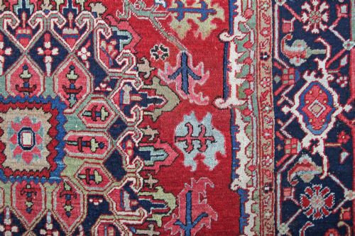 ANTIQUE HERIZ RUG - ADDITIONAL PHOTO 9