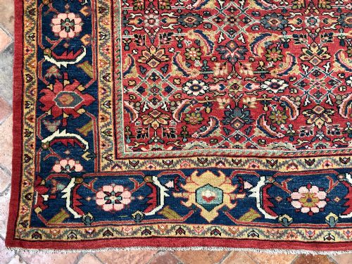 ANTIQUE MAHAL CARPET - ADDITIONAL PHOTO 3