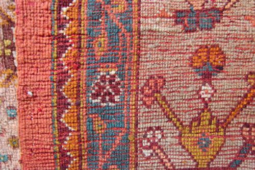 ANTIQUE USHAK CARPET - ADDITIONAL PHOTO 2