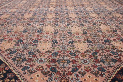 ANTIQUE MAHAL CARPET - ADDITIONAL PHOTO 1
