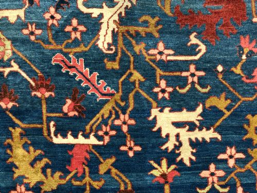 ANTIQUE SERAPI CARPET - ADDITIONAL PHOTO 1