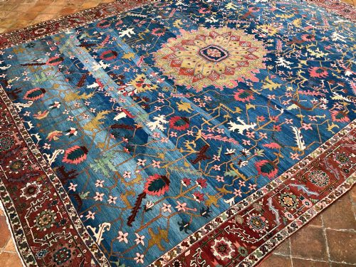 ANTIQUE SERAPI CARPET - ADDITIONAL PHOTO 4
