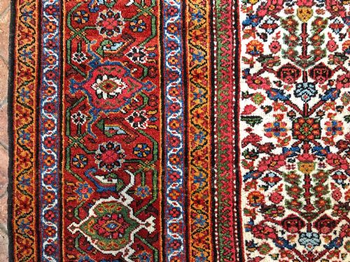 ANTIQUE FEREGHAN CARPET - ADDITIONAL PHOTO 5