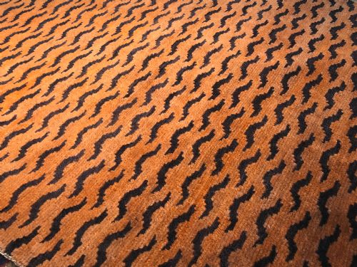 ANTIQUE TIGER RUG - ADDITIONAL PHOTO 4