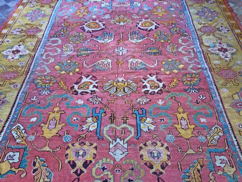 ANTIQUE USHAK CARPET - ADDITIONAL PHOTO 2