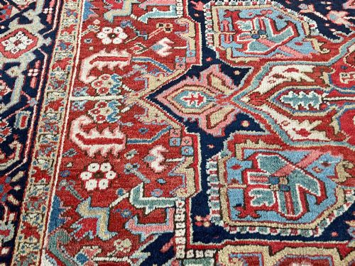 SQUARE ANTIQUE HERIZ CARPET - ADDITIONAL PHOTO 3