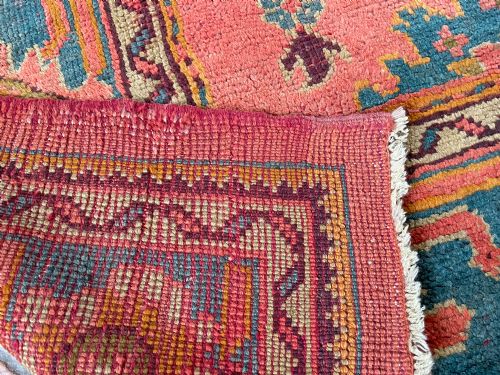 ANTIQUE USHAK CARPET - ADDITIONAL PHOTO 2