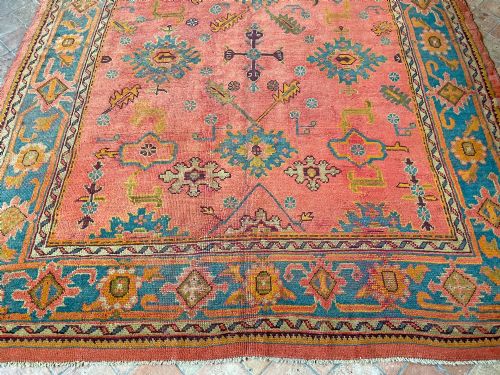 ANTIQUE USHAK CARPET - ADDITIONAL PHOTO 3