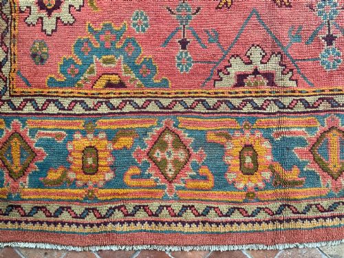 ANTIQUE USHAK CARPET - ADDITIONAL PHOTO 5