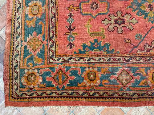 ANTIQUE USHAK CARPET - ADDITIONAL PHOTO 9