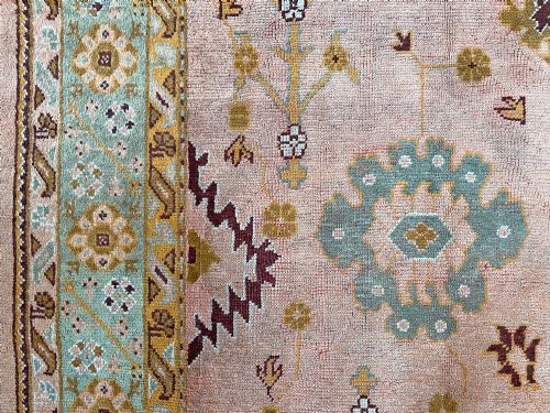 ANTIQUE USHAK CARPET - ADDITIONAL PHOTO 5