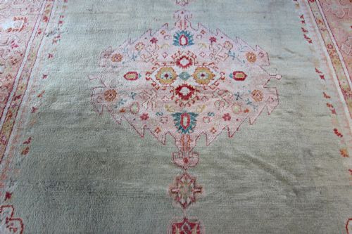 ANTIQUE ANGORA USHAK CARPET - ADDITIONAL PHOTO 6