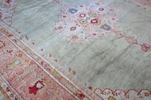 ANTIQUE ANGORA USHAK CARPET - ADDITIONAL PHOTO 10