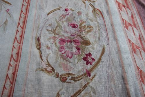 ANTIQUE AUBUSSON CARPET FRANCE CIRCA 1850 - ADDITIONAL PHOTO 2